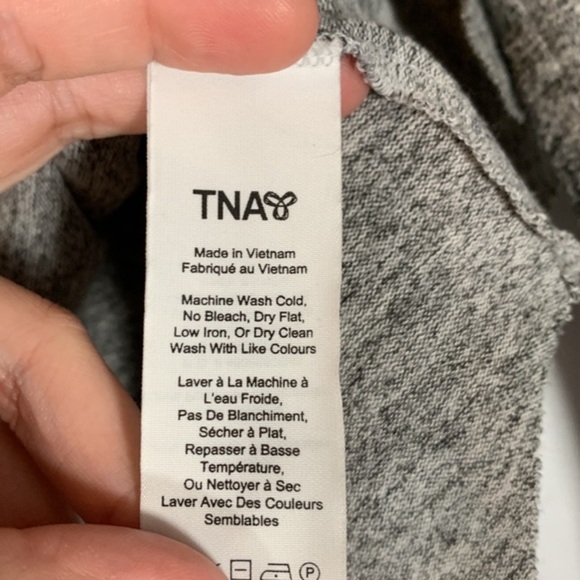 Aritzia TNA Grey Pullover Sweater - Picture 8 of 9